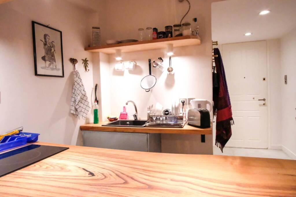 Calm And Cozy Flat With Romantic Garden Athen Eksteriør bilde